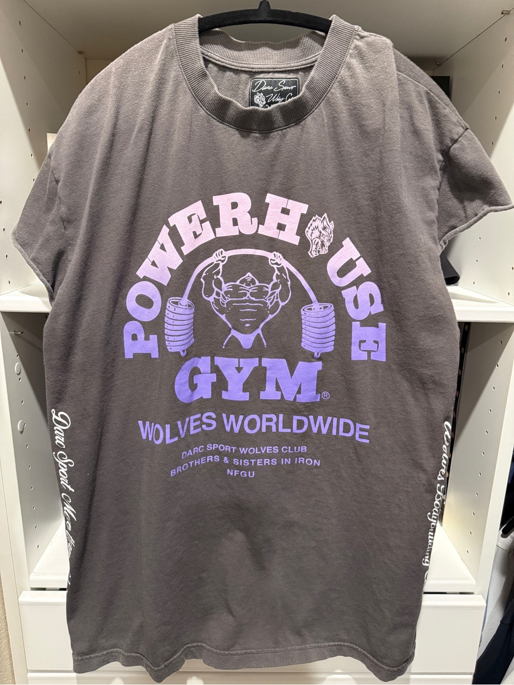 Darc Sport Powerhouse Gym Wolves Tee Size XL
